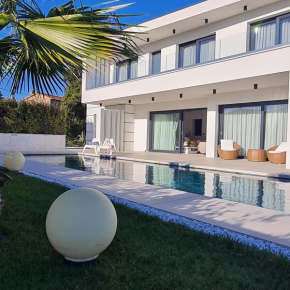 Luxury Villa Milly Heated indoor and outdoor pool